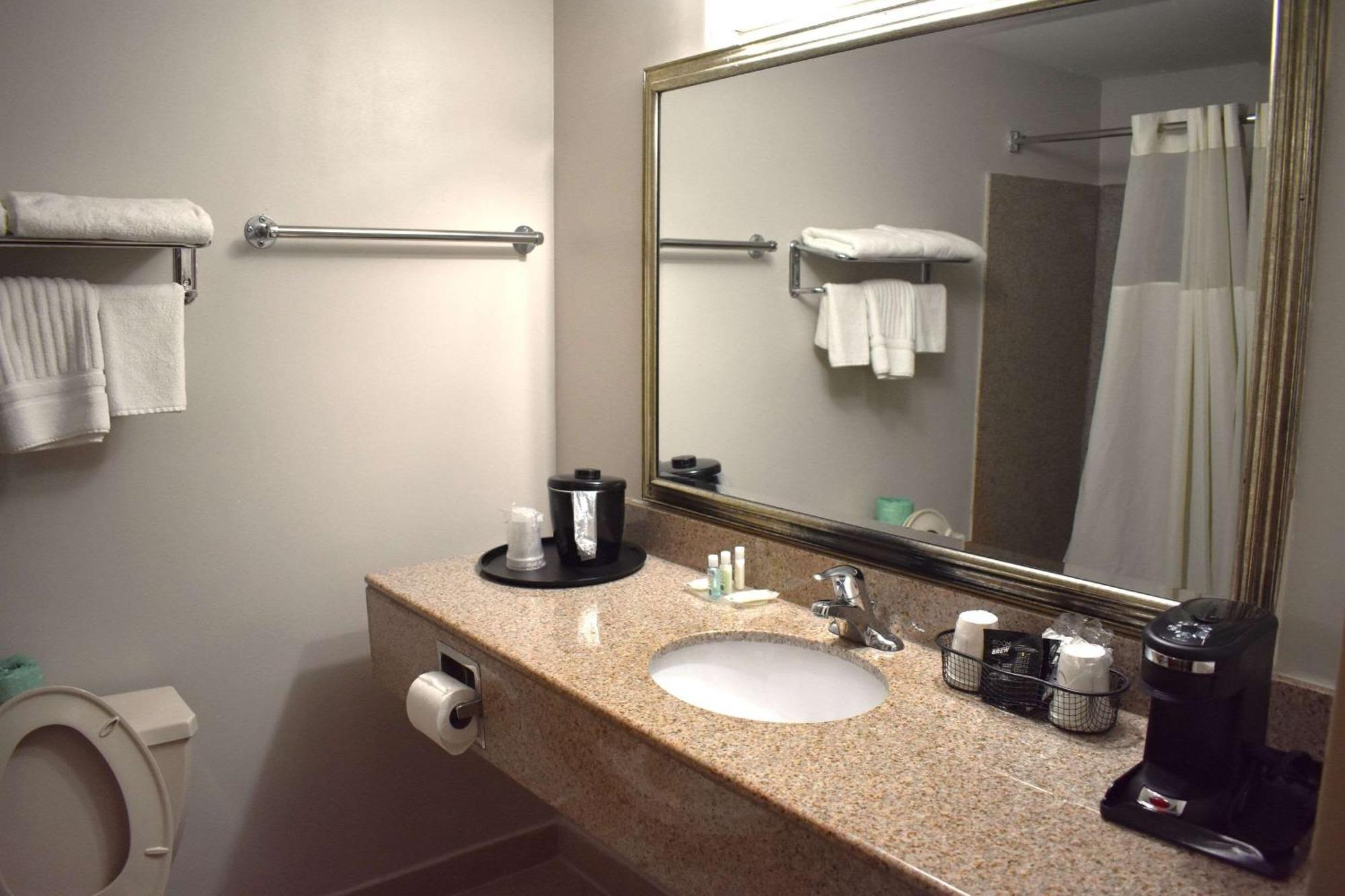 Quality Inn ויינלנד מראה חיצוני תמונה